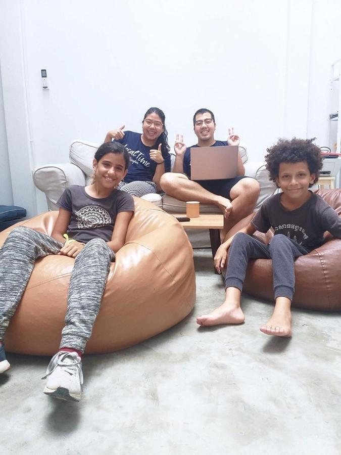 Local Time Bangkok Hostel&Cafe Zewnętrze zdjęcie